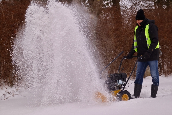 TEXAS Kehrmaschine Benzin Schneefräse Handy Sweep 650TGE E-Start 212ccm 5,7PS 